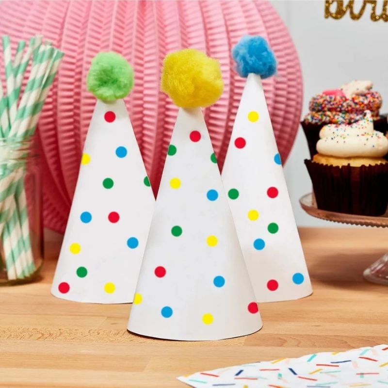 chapeau gommettes rondes decoration